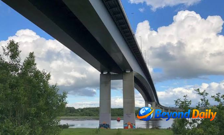 foyle bridge