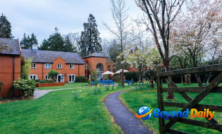 badgeworth court